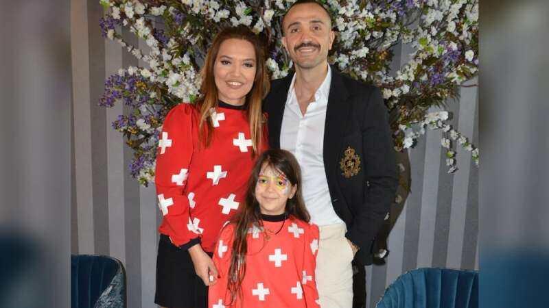 Demet Akalın'ın Hayatı ve Kariyeri